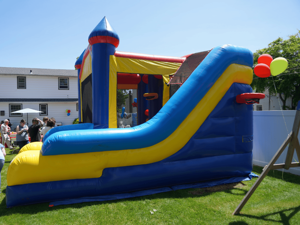 Module Obstacle Bounce House with a slide